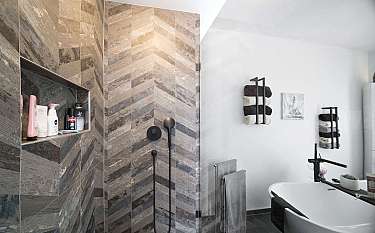 Bungalow 157 Modernes Badezimmer mit Dusche