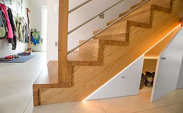 Modern 168 Treppenaufgang mit Stauraum