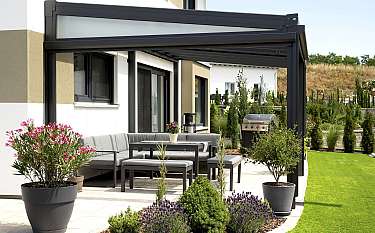 Modern 172 Moderne Terrasse mit Pergola