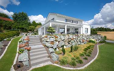 Modern 189 Modernes Haus mit Garten