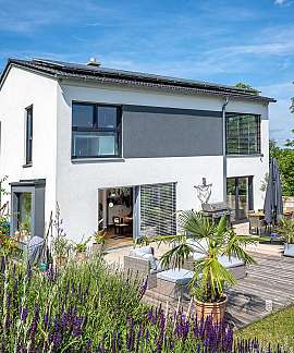 Modern 228 Aussenansicht