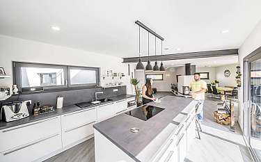 Modern 240 Moderne Küche mit Insel