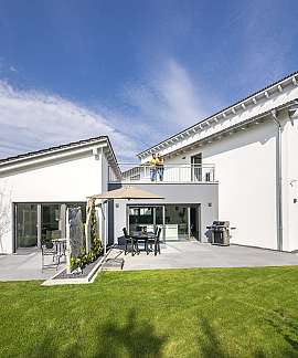 Modern 240 Aussenansicht