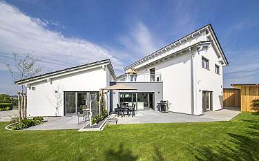 Modern 240 Aussenansicht